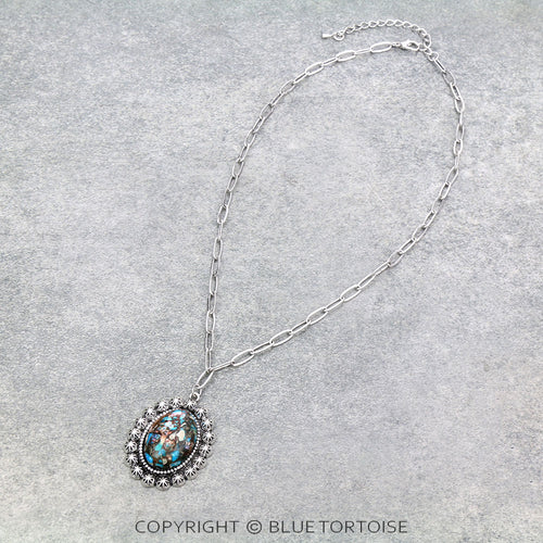 Western Compressed Gemstone Necklace